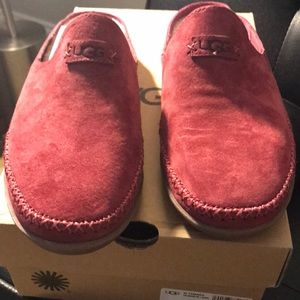 Brand new in box Ugg Tamara slippers